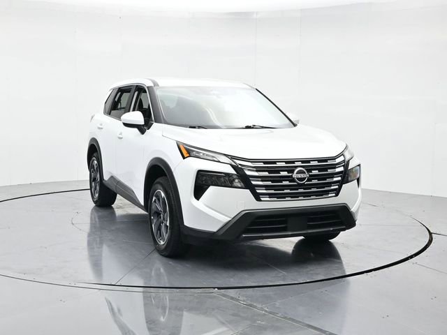 Used 2025 Nissan Rogue SV image 4