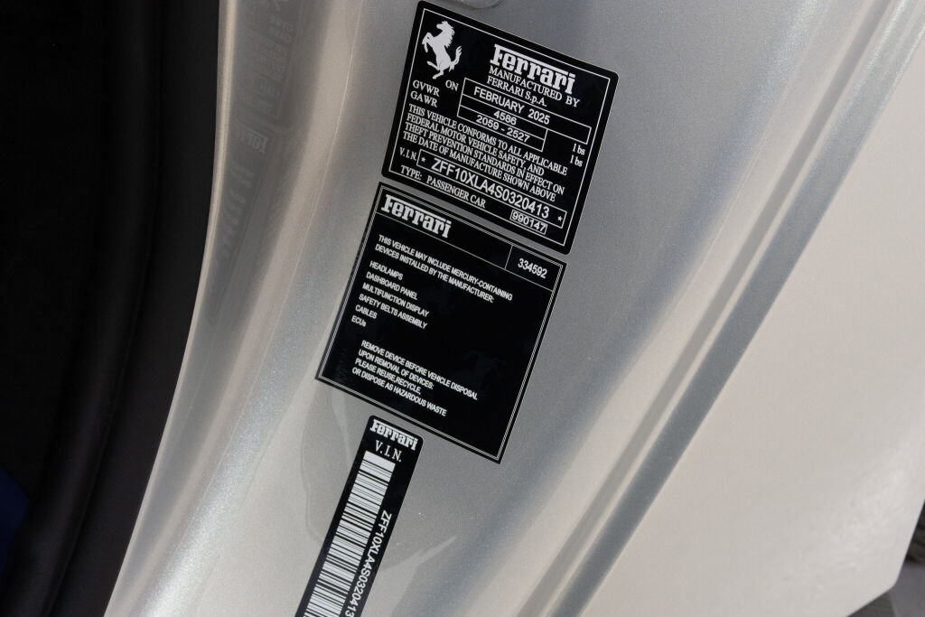 Used 2025 Ferrari 12Cilindri image 28