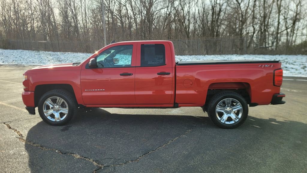 Used 2019 Chevrolet Silverado 1500 Custom w/ Custom Convenience Package image 7