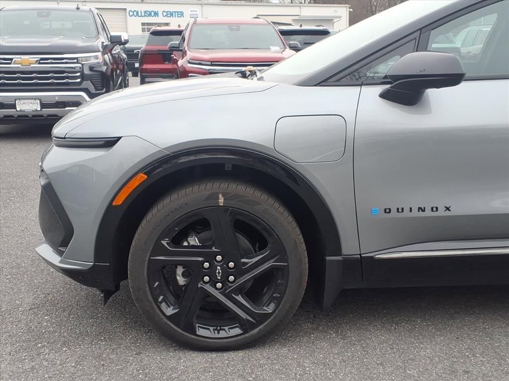 New 2026 Chevrolet Equinox EV RS image 7