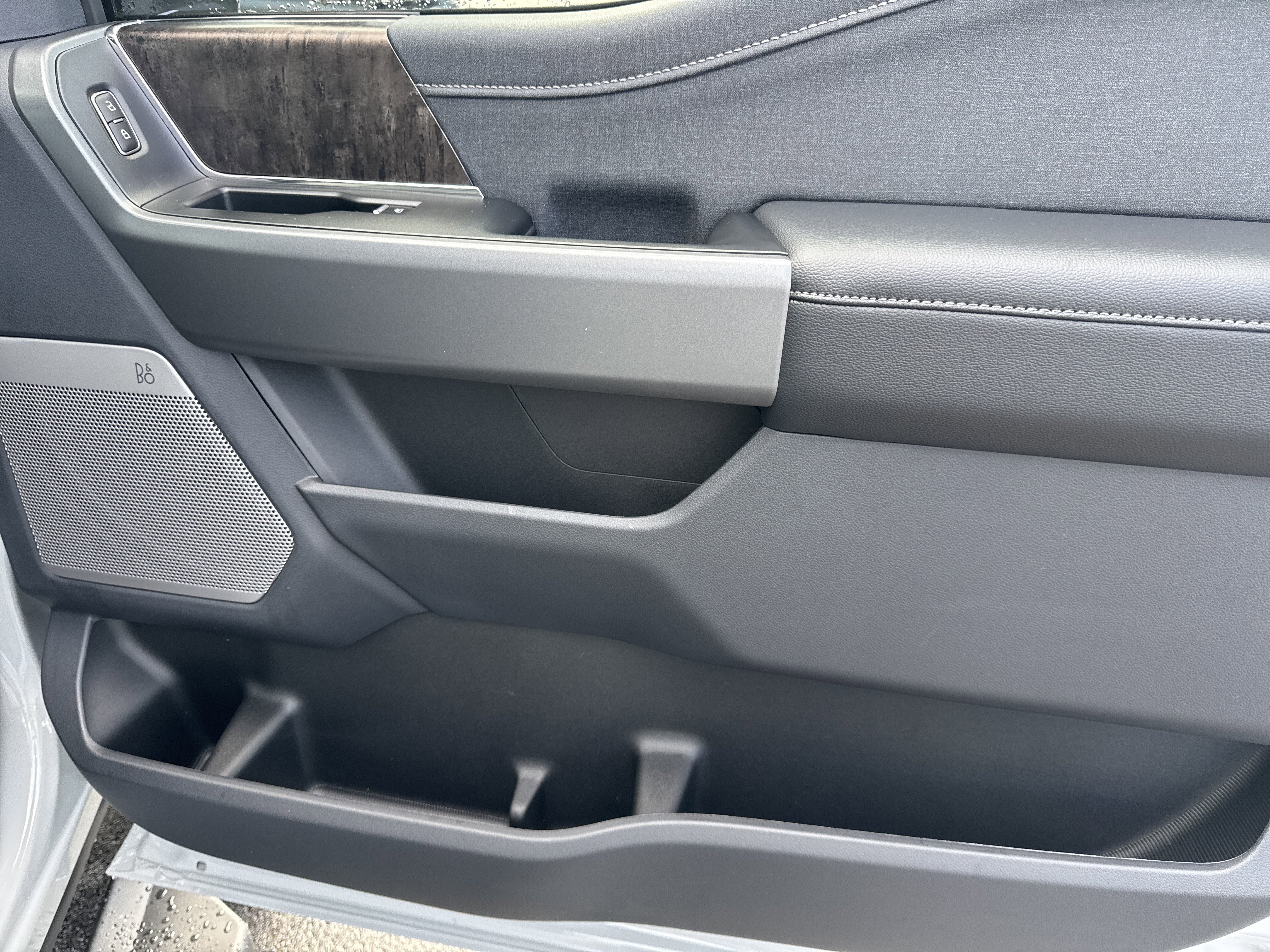 New 2026 Ford F250 Lariat w/ Black Appearance Package image 14