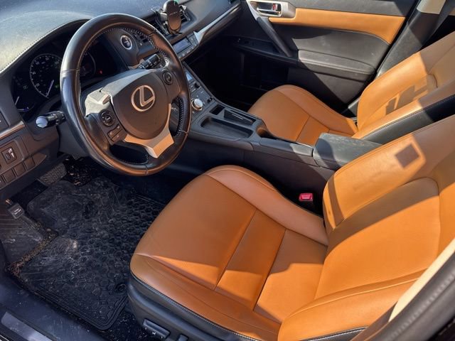 Used 2015 Lexus CT 200h w/ Seat Comfort Package image 7