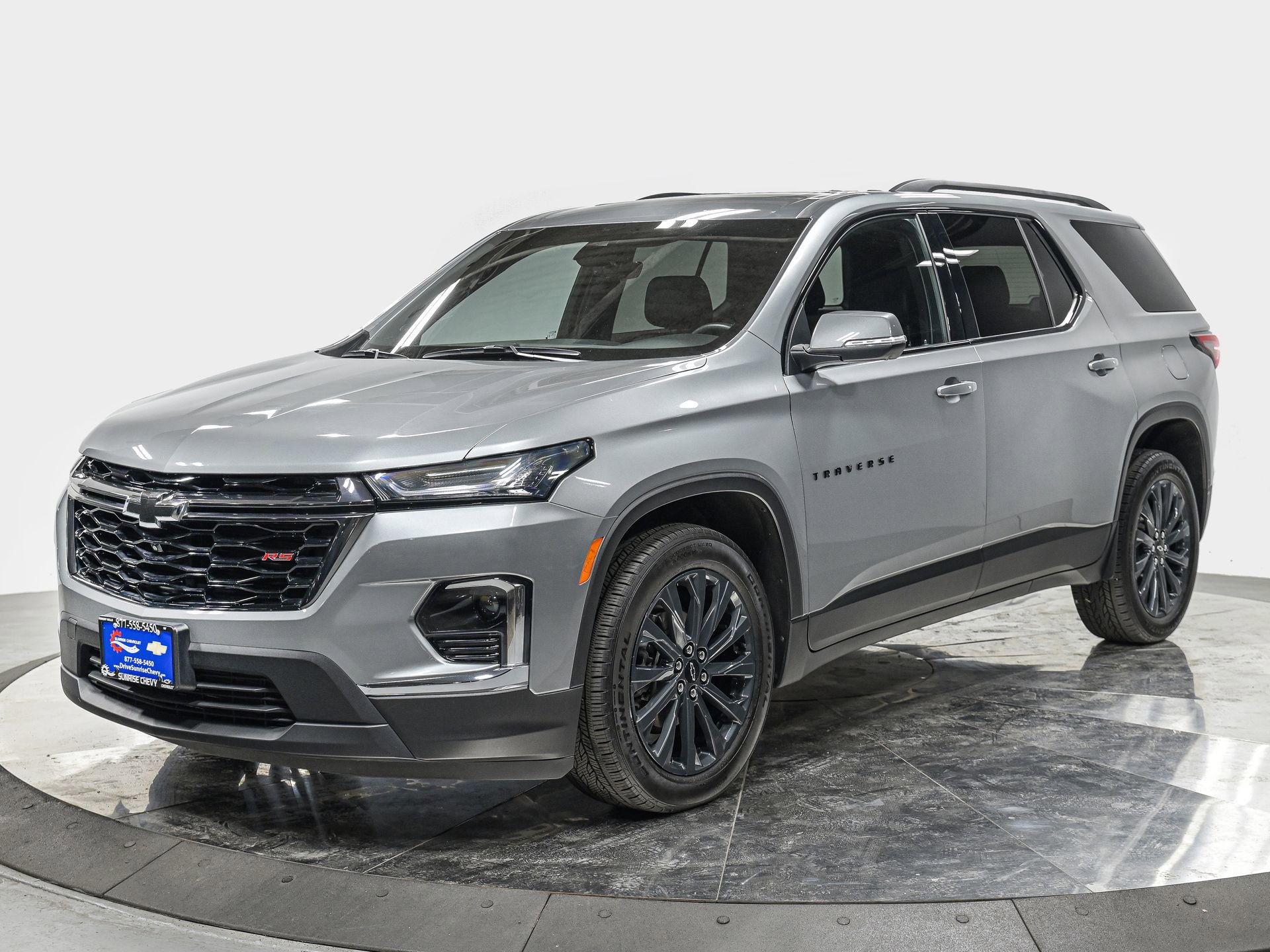 Used 2023 Chevrolet Traverse RS w/ LPO, Floor Liner Package AWD/4WD image 1