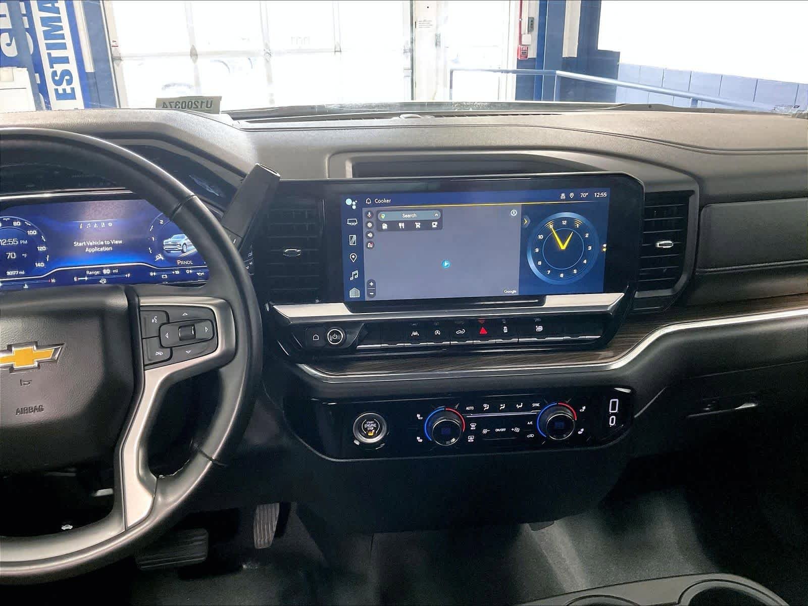 Used 2023 Chevrolet Silverado 1500 LT AWD/4WD image 18