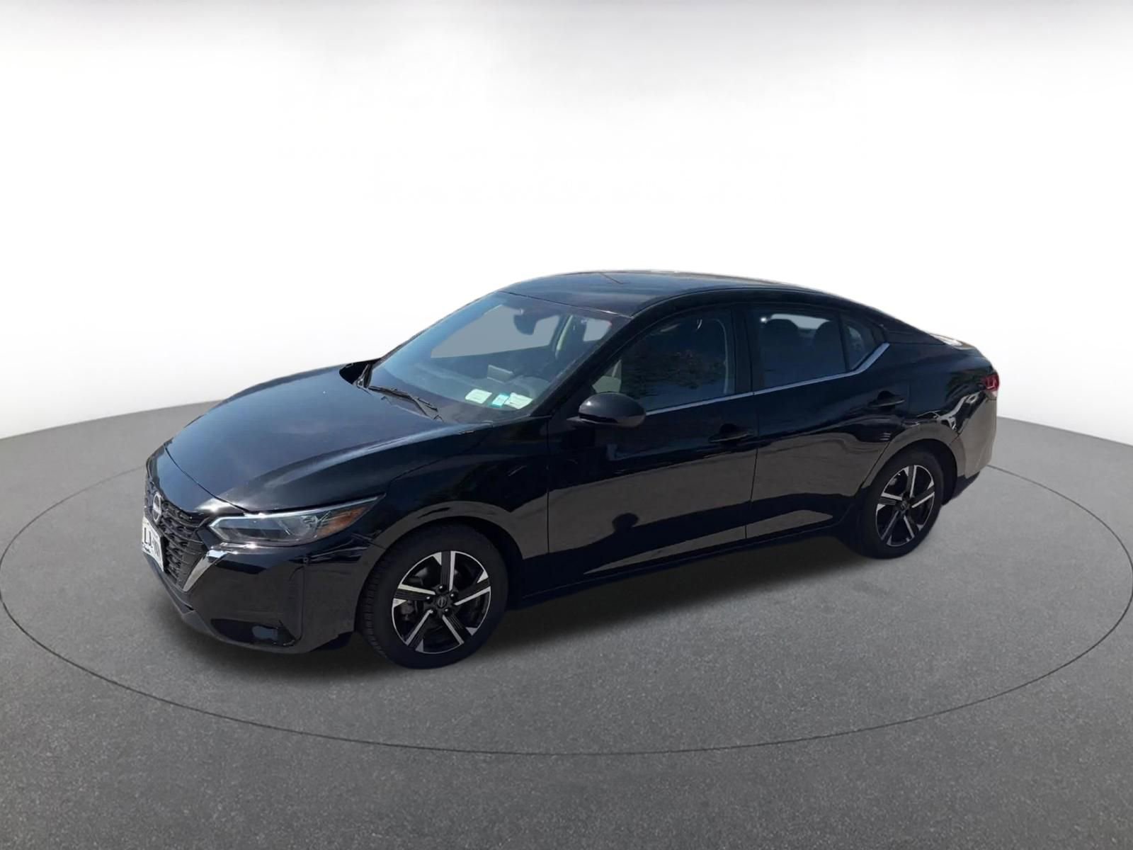 Used 2024 Nissan Sentra SV FWD image 8
