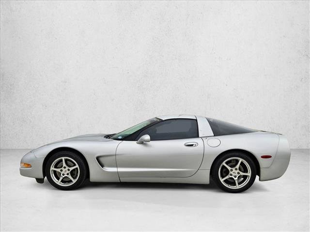 Used 2000 Chevrolet Corvette Coupe w/ Roof Pkg RWD image 6