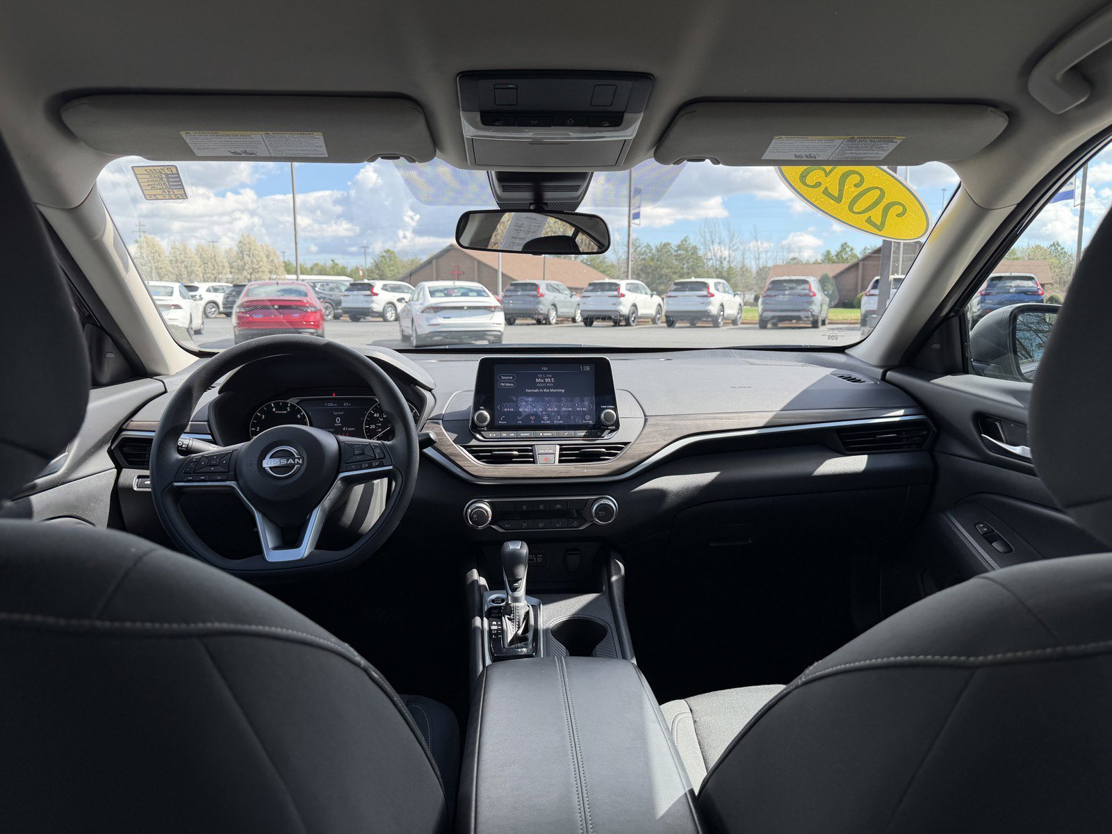 Used 2025 Nissan Altima 2.5 SV image 22