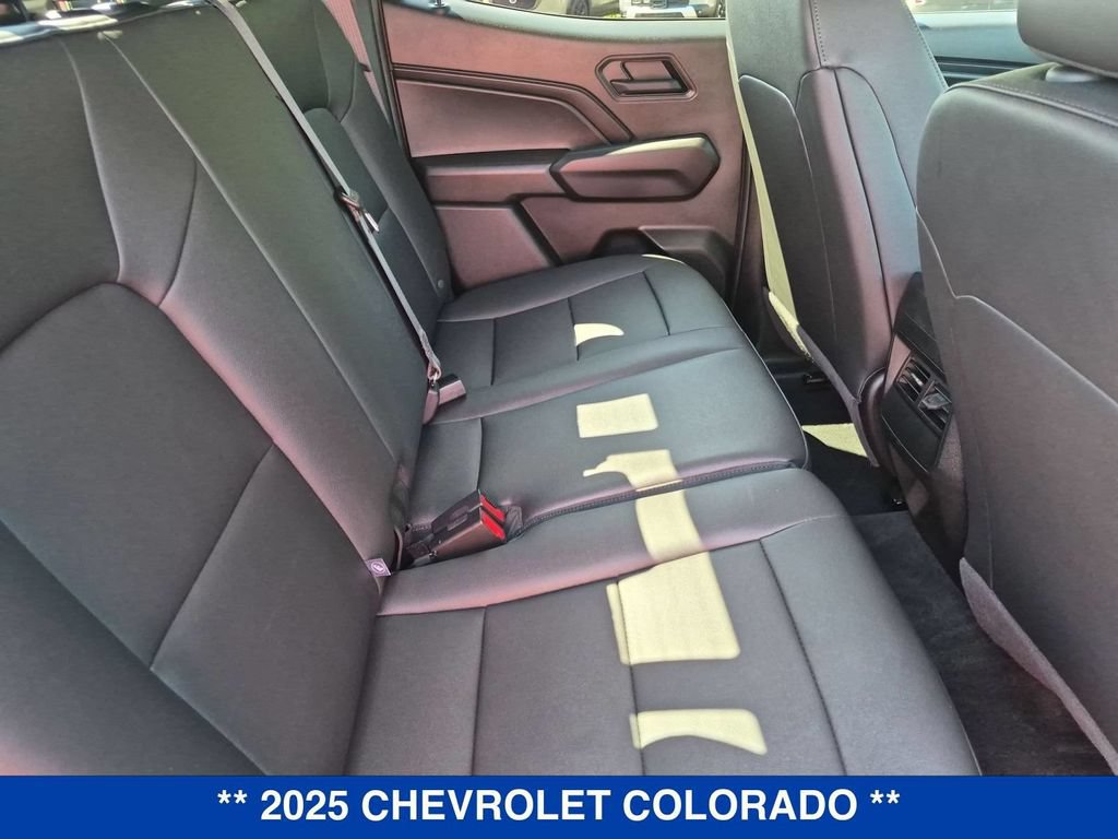 Used 2025 Chevrolet Colorado Trail Boss AWD/4WD image 30