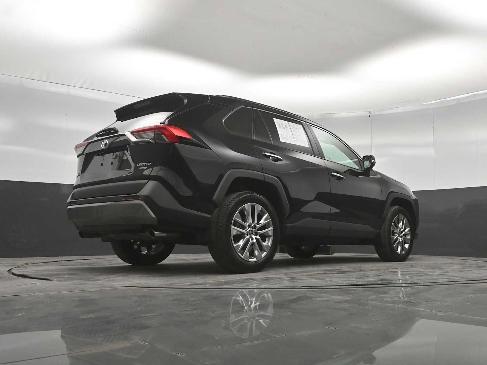 Used 2024 Toyota RAV4 Limited w/ Advanced Technology Package AWD/4WD image 42
