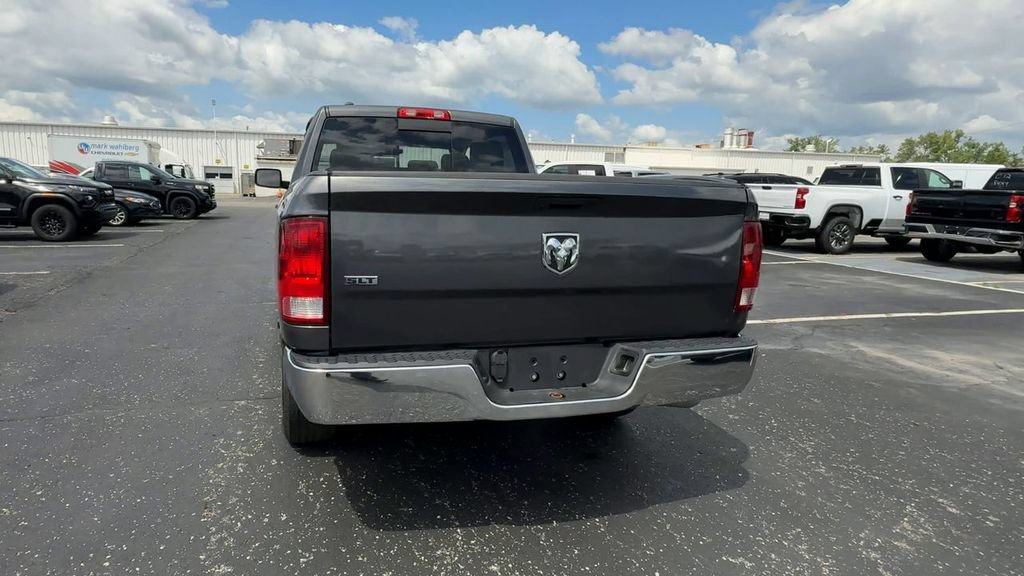 Used 2019 RAM 1500 Classic SLT RWD image 7