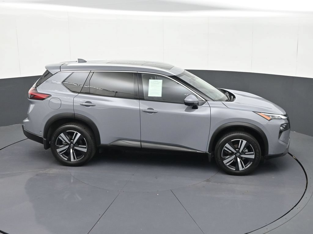 Used 2025 Nissan Rogue SL w/ SL Premium Package AWD/4WD image 28