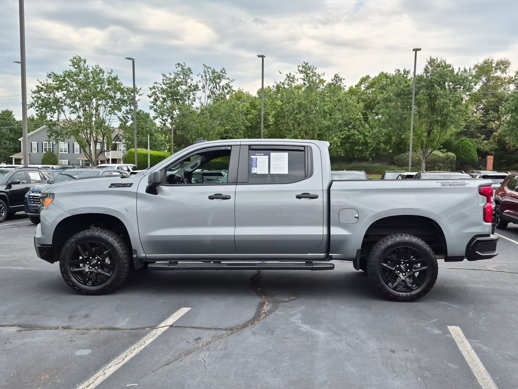 Used 2024 Chevrolet Silverado 1500 Custom Trail Boss w/ Dark Appearance Package AWD/4WD image 7