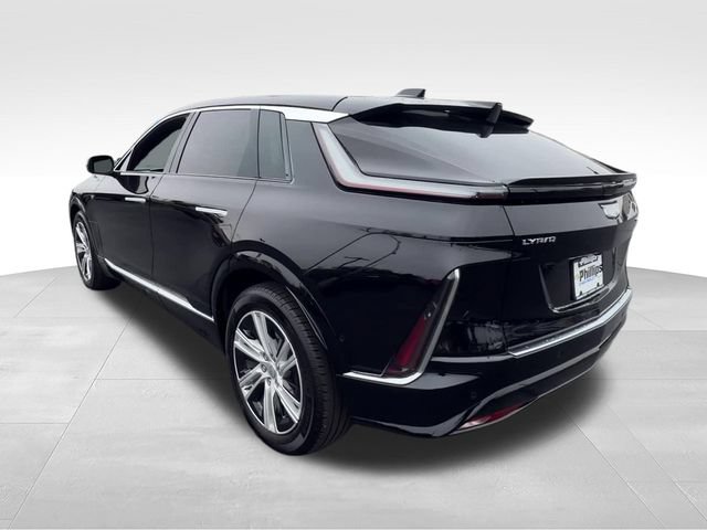 Certified 2024 Cadillac Lyriq Tech w/ Driver Assist Package AWD/4WD image 4