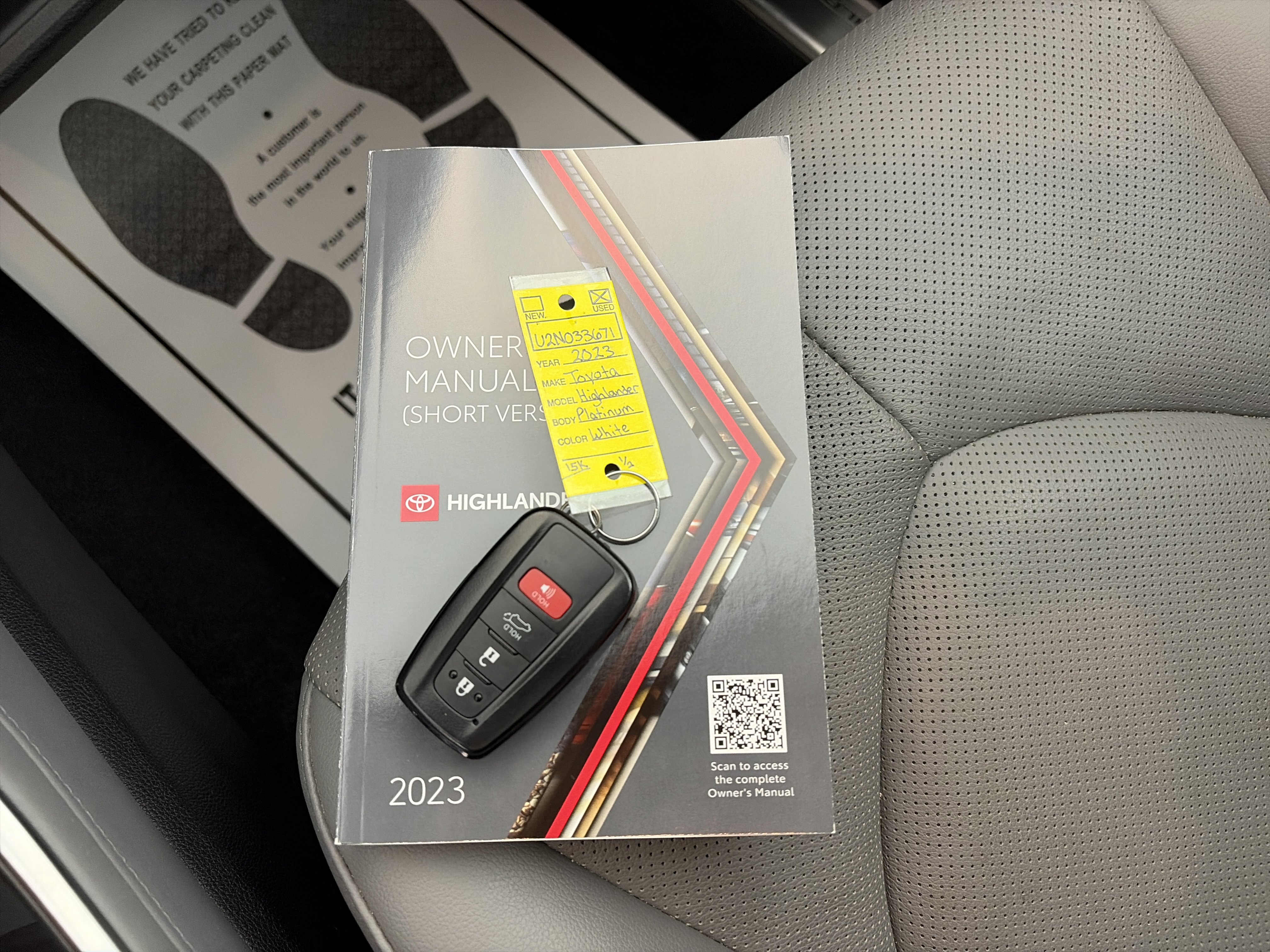 Used 2023 Toyota Highlander Platinum image 36