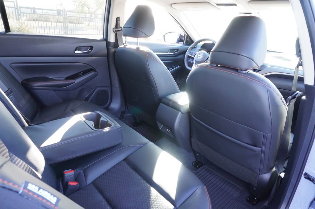 Certified 2025 Nissan Altima 2.5 SR image 10