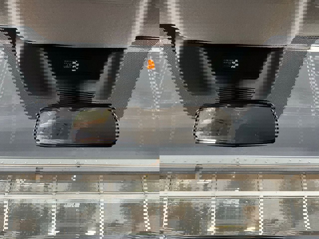 Used 2025 Nissan Kicks SV image 16