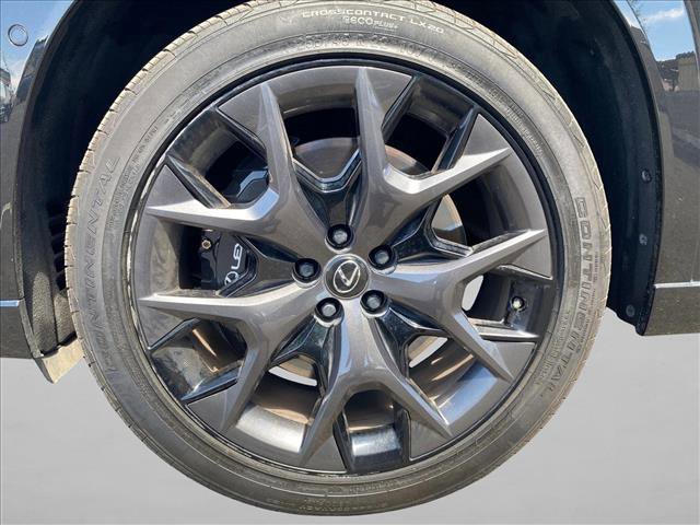 Used 2025 Lexus TX 500h AWD w/ Technology Package image 29
