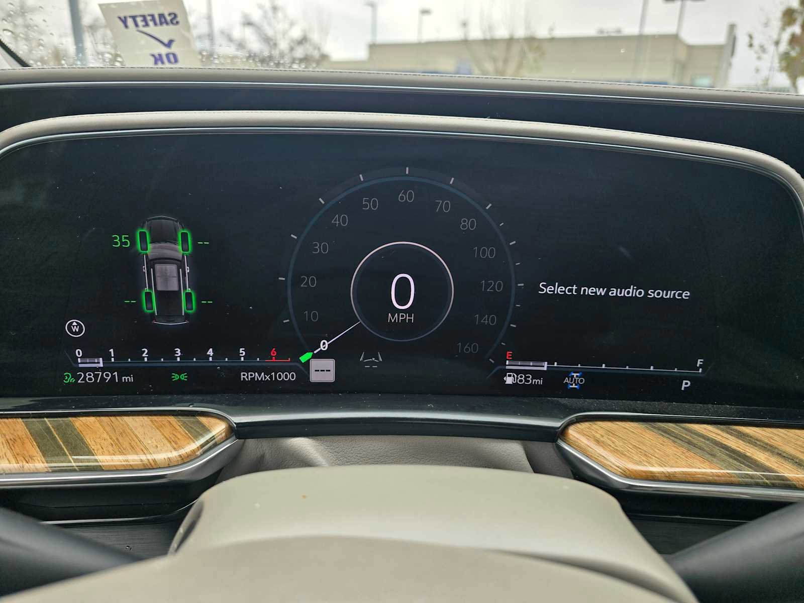 Used 2021 Cadillac Escalade Premium Luxury Platinum image 30