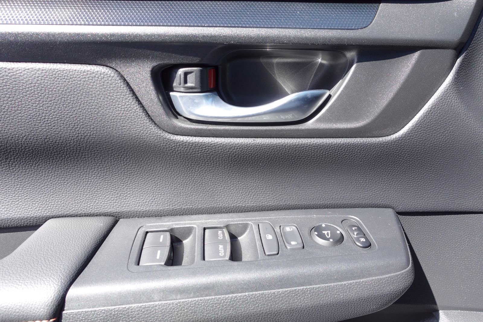 Used 2023 Honda CR-V Sport image 16