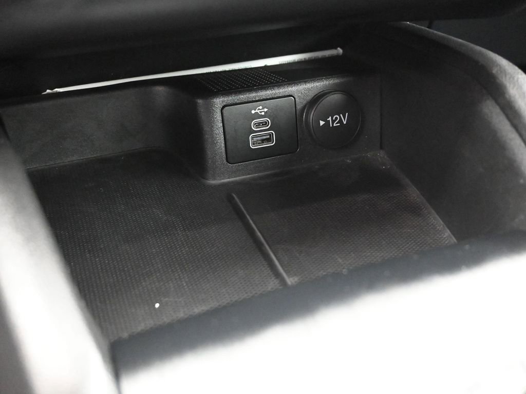 Used 2025 Ford Escape ST-Line AWD/4WD image 19