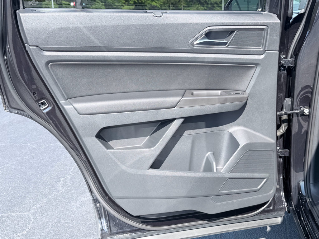 Used 2021 Volkswagen Atlas SE FWD image 32