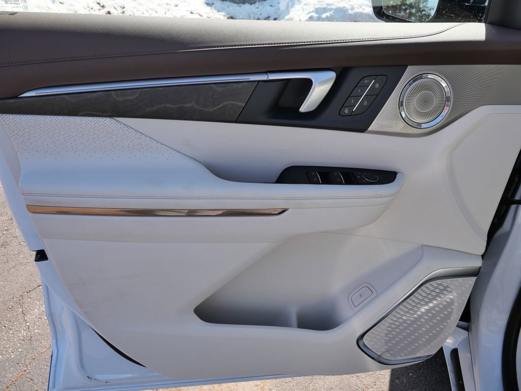 New 2026 Buick Enclave Avenir w/ Super Cruise Package AWD/4WD image 38