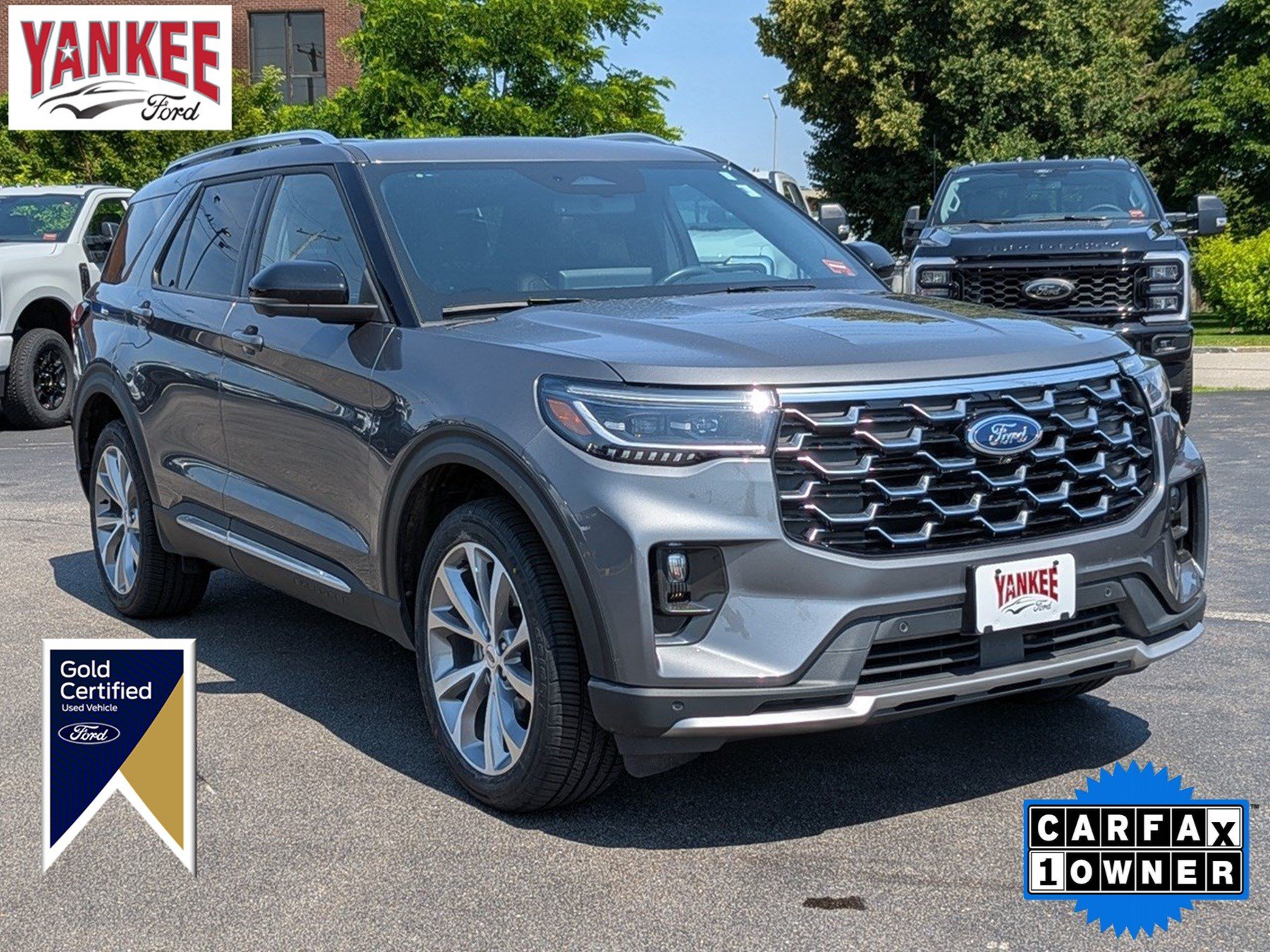 Certified 2025 Ford Explorer Platinum w/ Ultimate Package AWD/4WD video 1