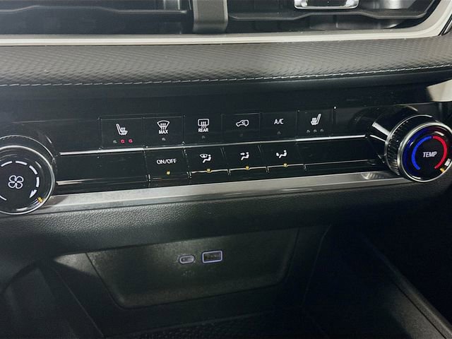 New 2026 Chevrolet Equinox LT image 16