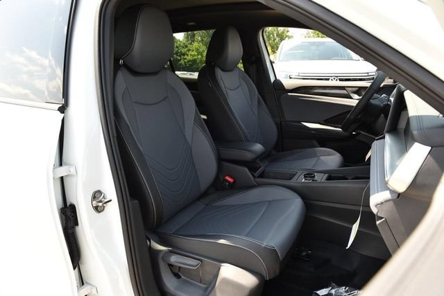 New 2026 Volkswagen Tiguan SE R-Line AWD/4WD image 20