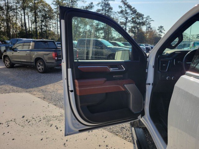 Used 2024 GMC Sierra 1500 Denali Ultimate image 12