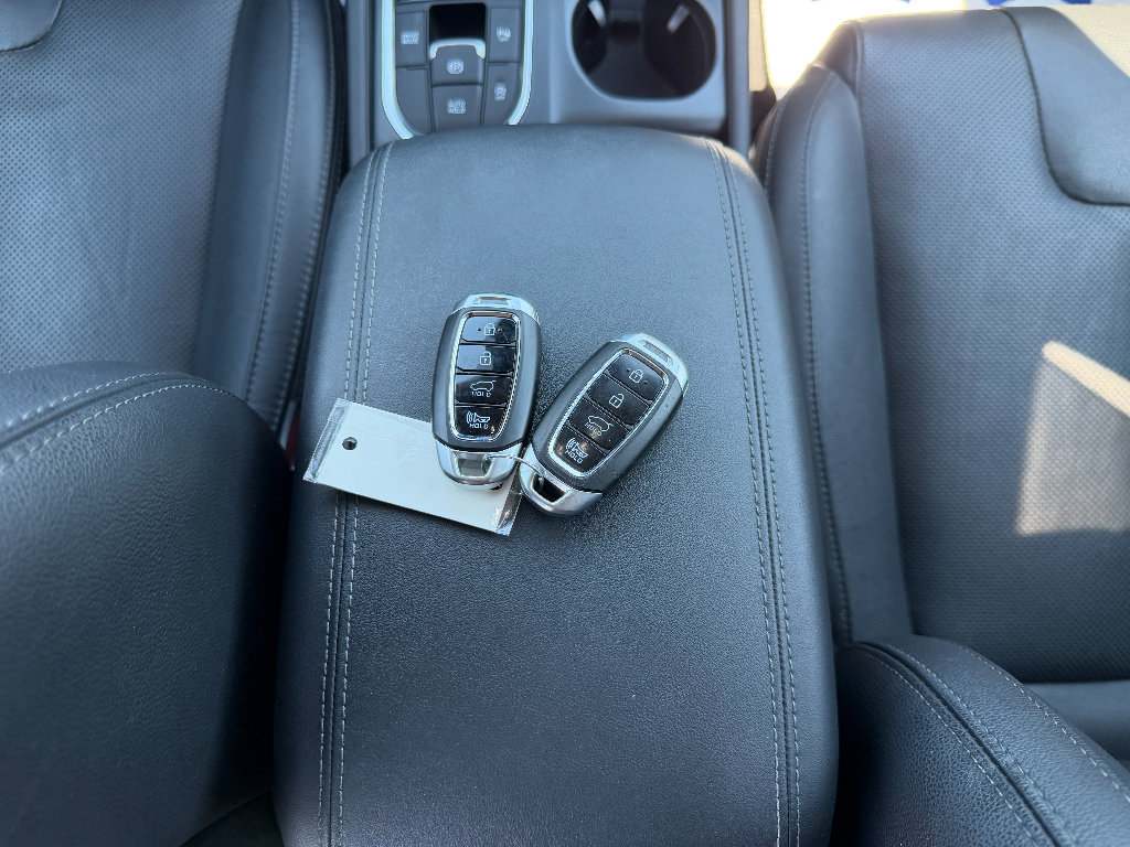 Used 2020 Hyundai Santa Fe SEL w/ Convenience + Premium Package FWD image 26