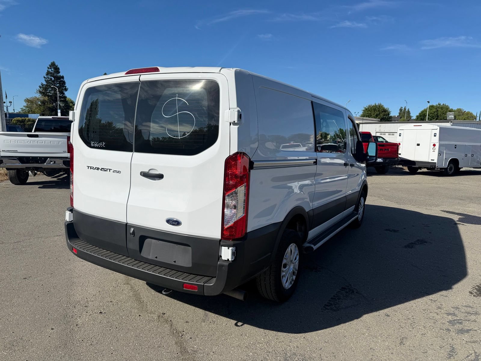 Certified 2025 Ford Transit 250 Low Roof w/ Exterior Upgrade Package RWD image 5
