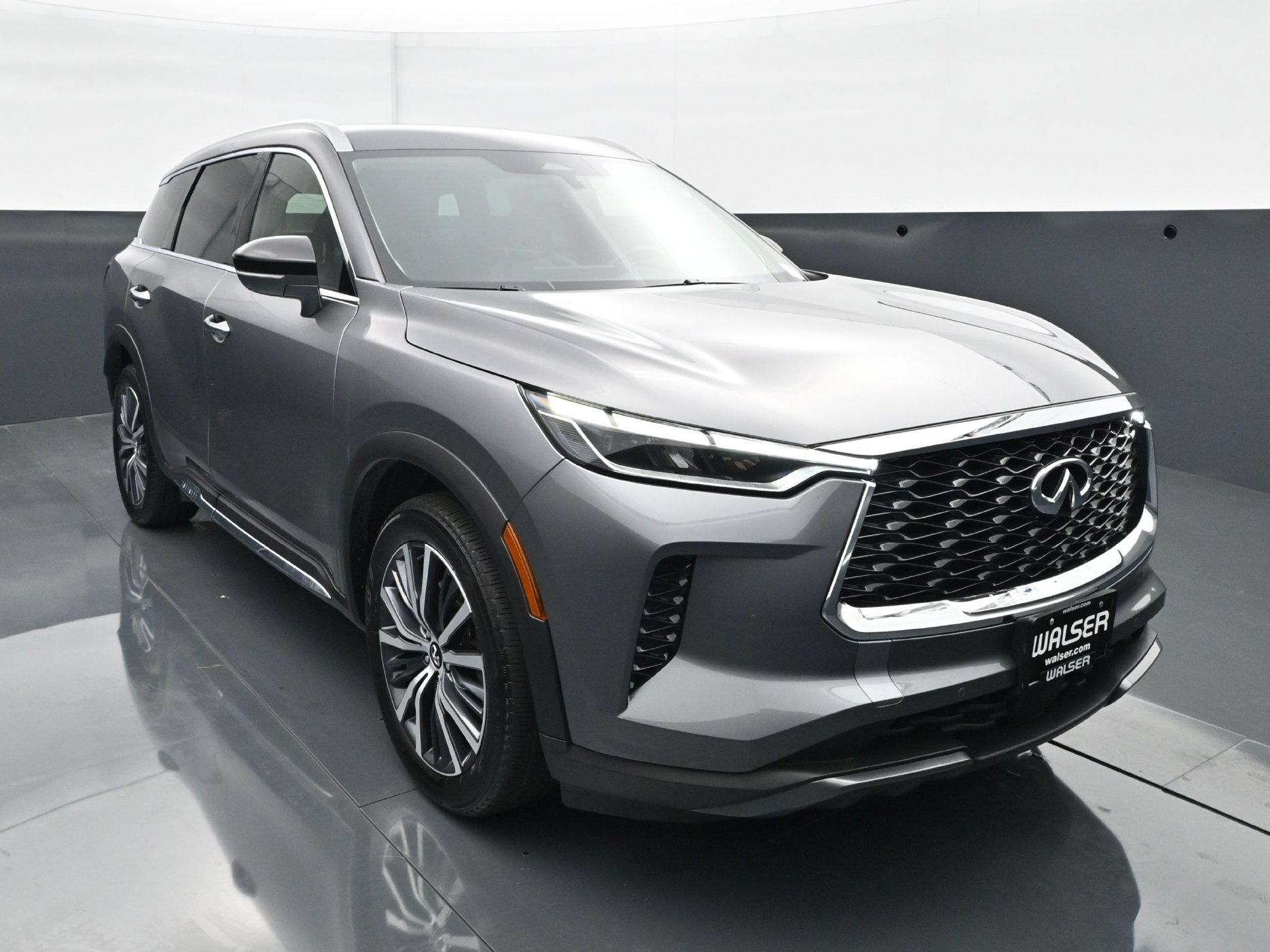 Used 2024 INFINITI QX60 Sensory AWD/4WD image 11
