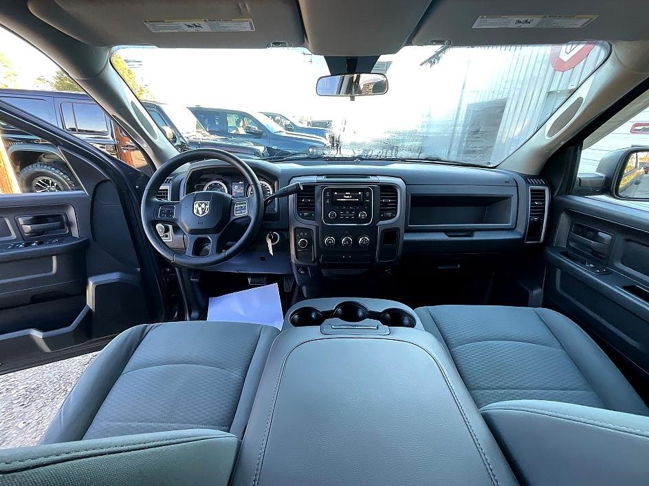 Used 2014 RAM 1500 Express image 34