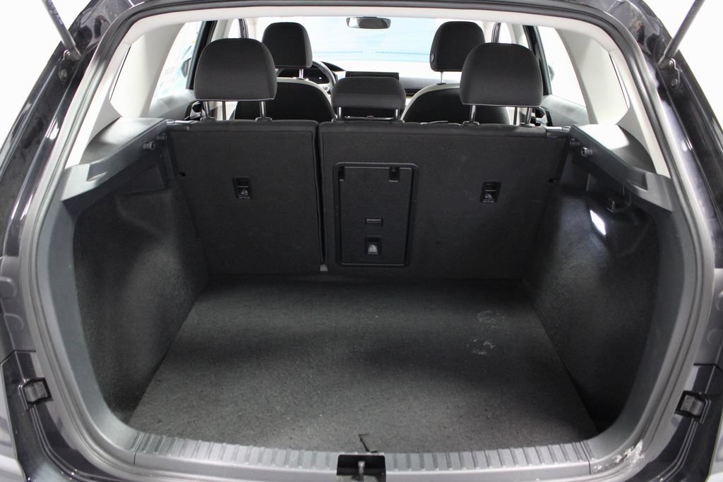 Used 2025 Volkswagen Taos S AWD/4WD image 14