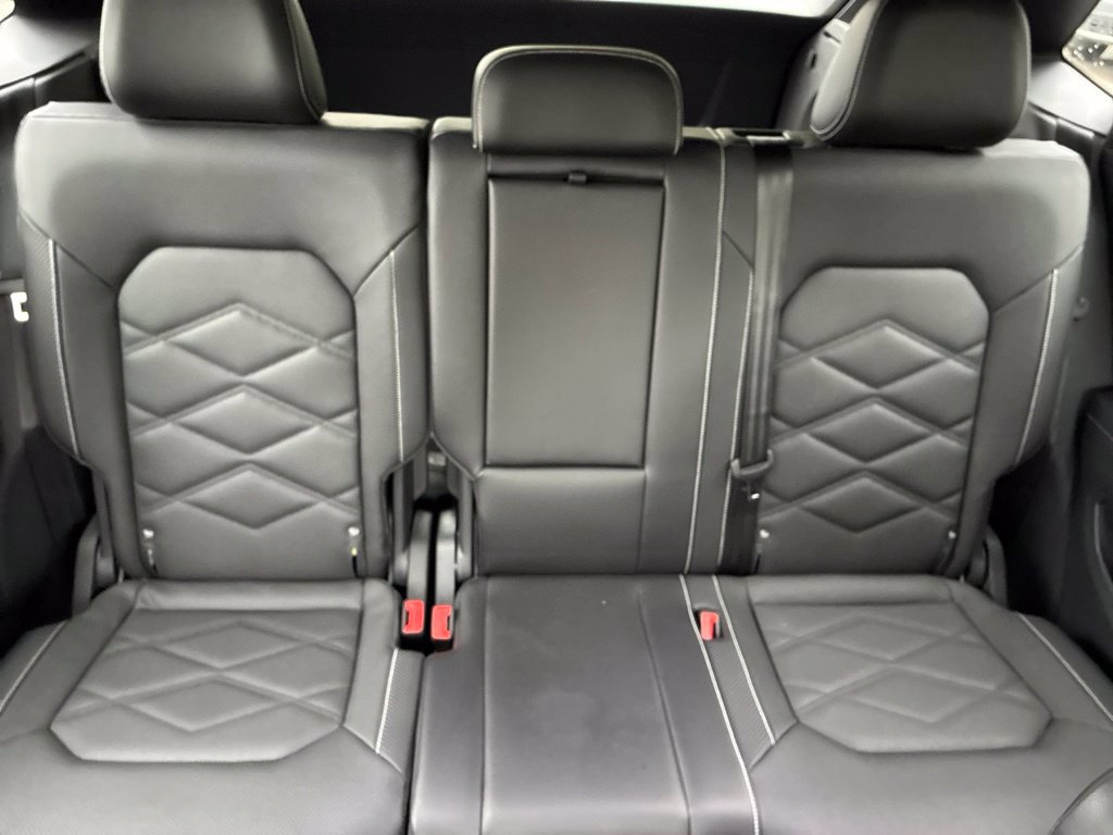 Used 2024 Volkswagen Atlas Cross Sport SE AWD/4WD image 56