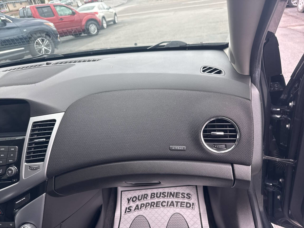 Used 2013 Chevrolet Cruze LTZ w/ Enhanced Safety Package FWD image 27