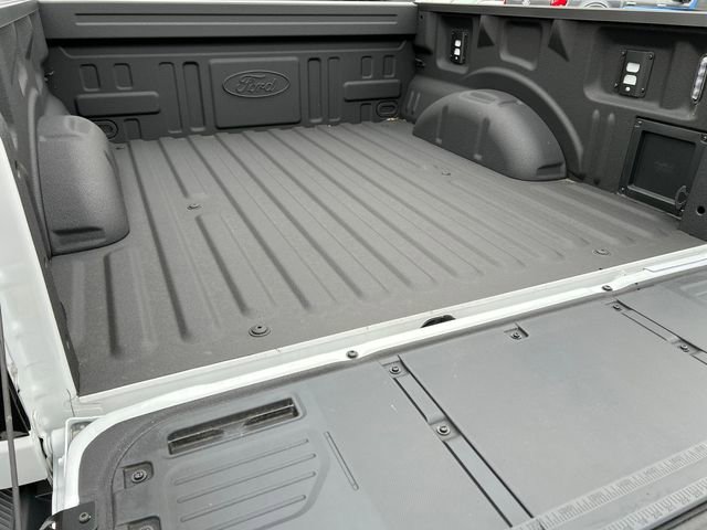 New 2025 Ford F150 Lightning Flash AWD/4WD image 10