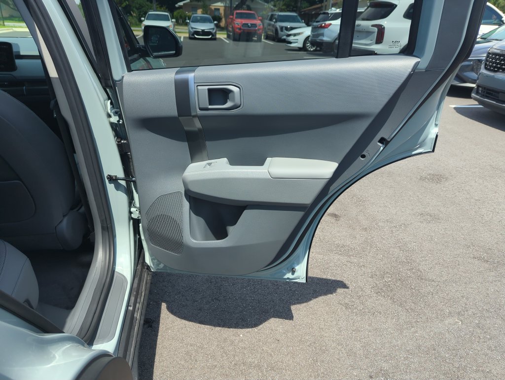 New 2027 Kia EV3 Wind FWD image 30