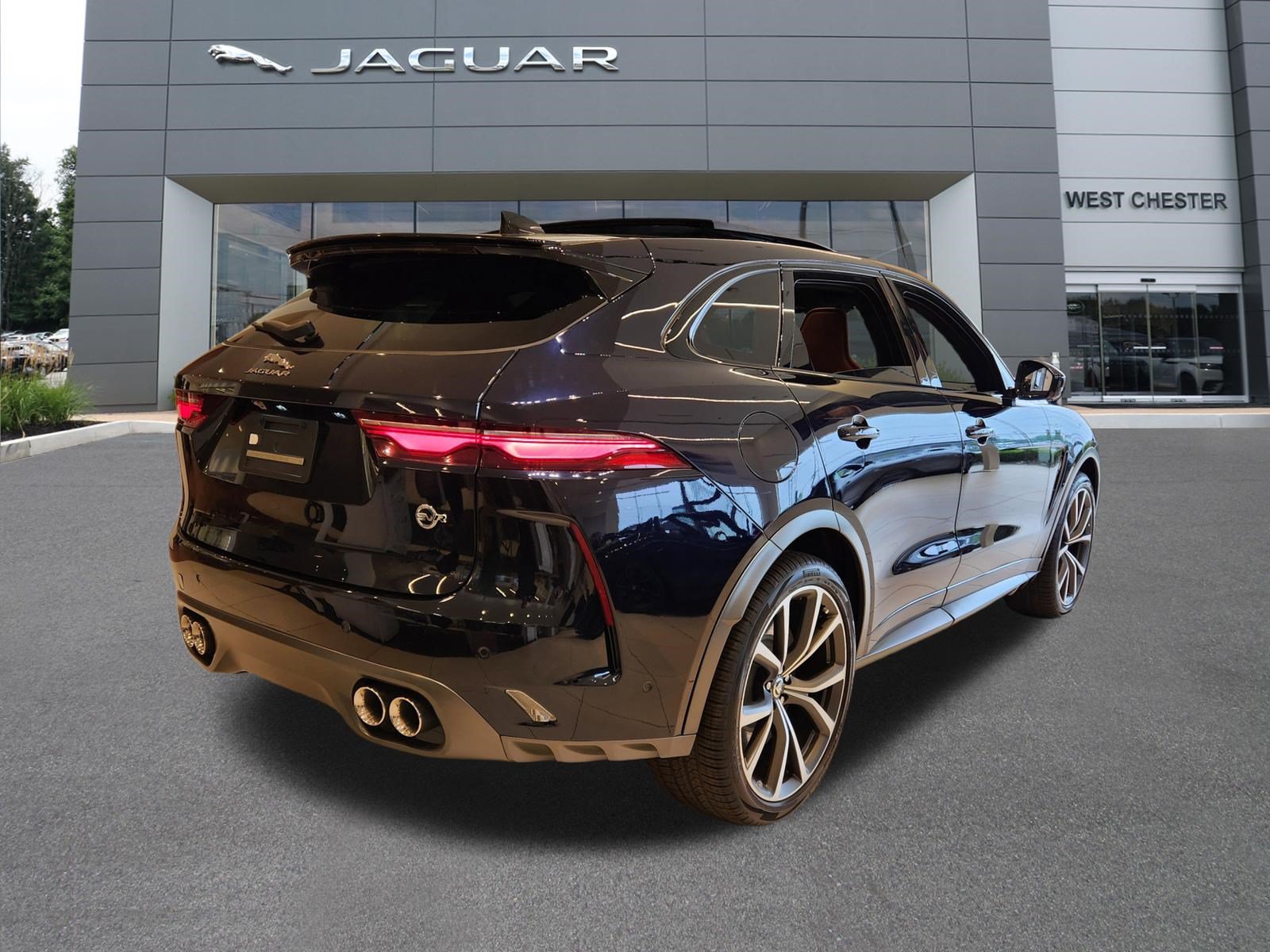 New 2026 Jaguar F-PACE SVR AWD/4WD image 4