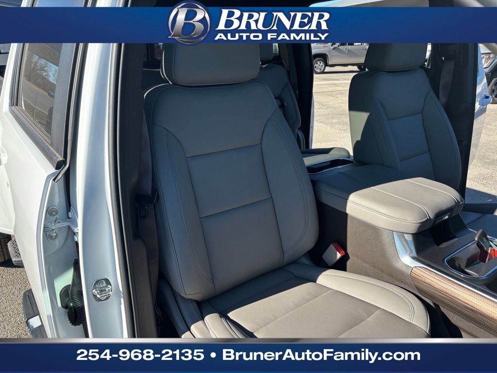 New 2026 Chevrolet Silverado 3500 LT w/ All Star Edition image 25