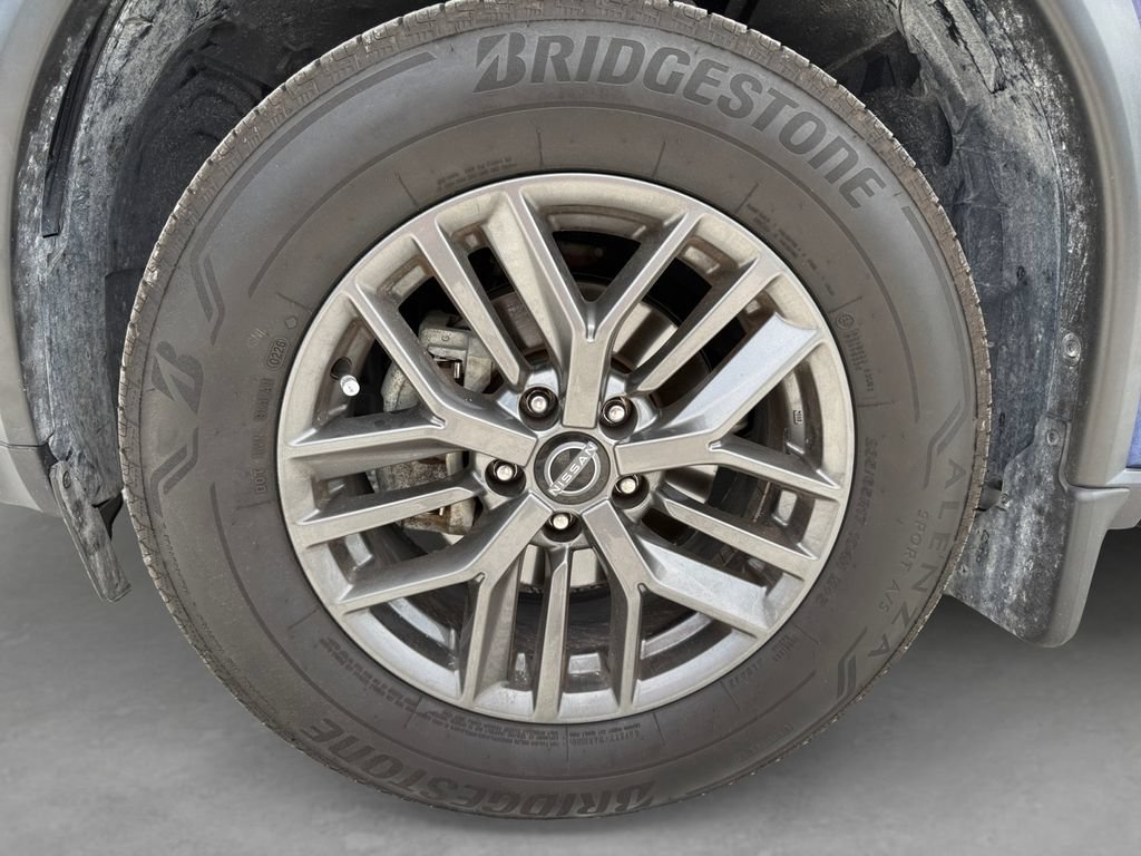 Used 2023 Nissan Rogue S FWD image 9