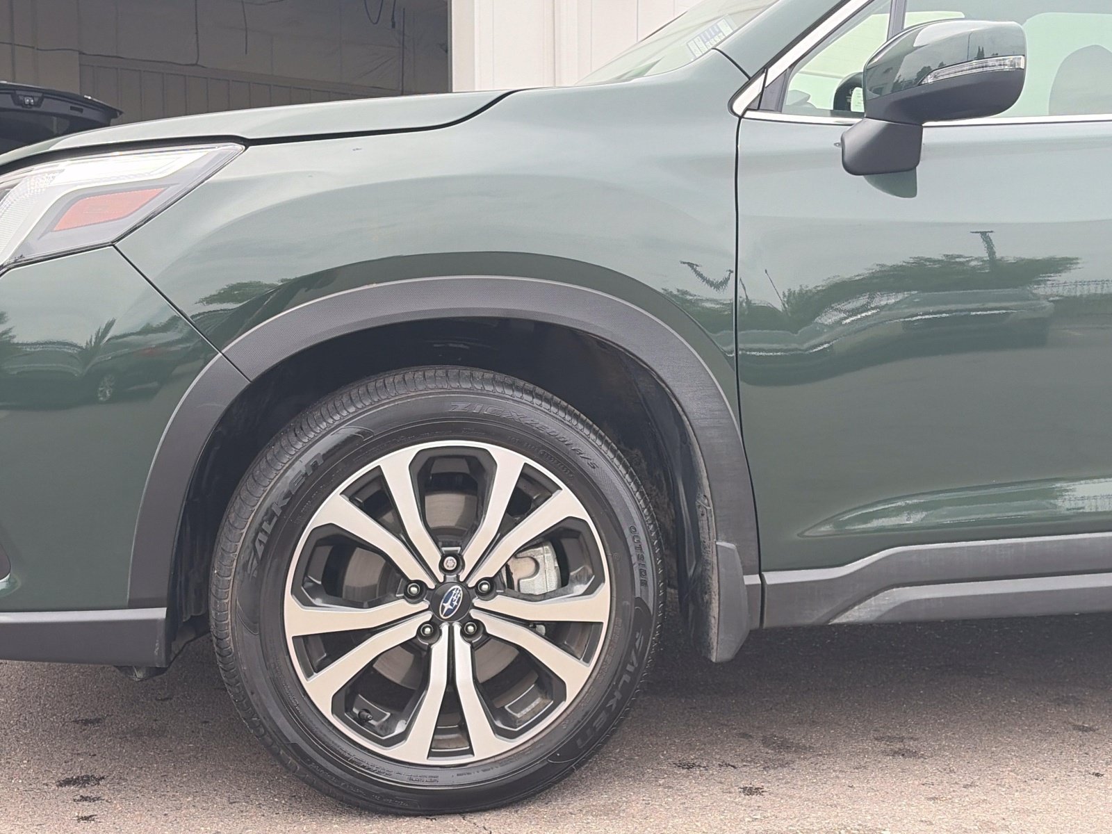 Used 2023 Subaru Forester Limited AWD/4WD image 10