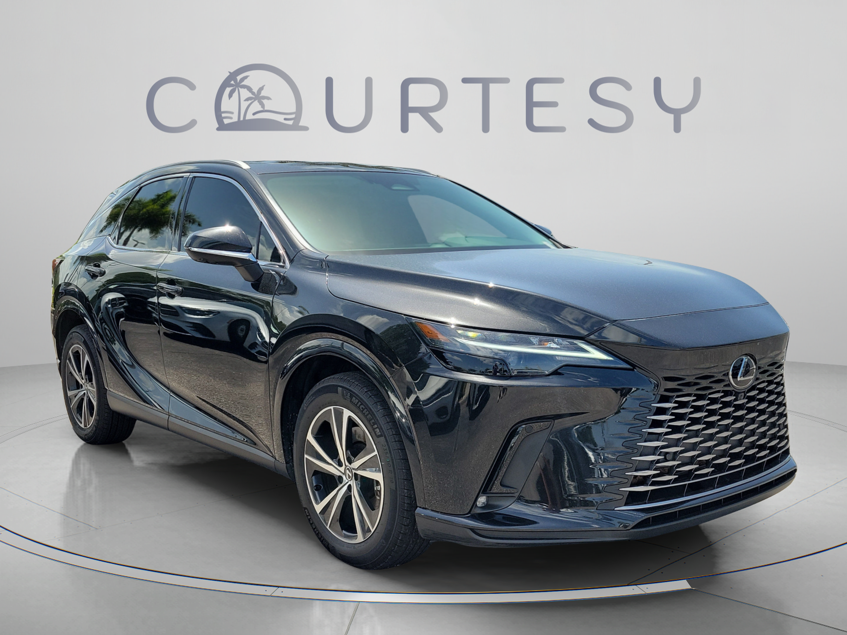 Used 2024 Lexus RX 350 Premium w/ Convenience Package AWD/4WD image 4