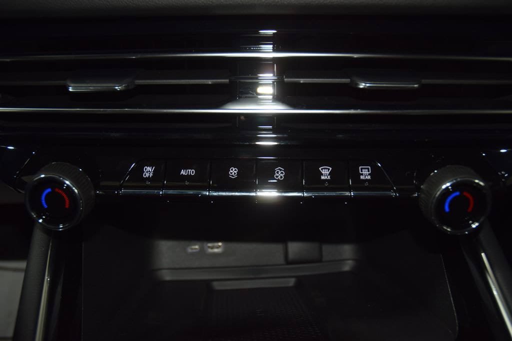 New 2026 Chevrolet Traverse High Country AWD/4WD image 33
