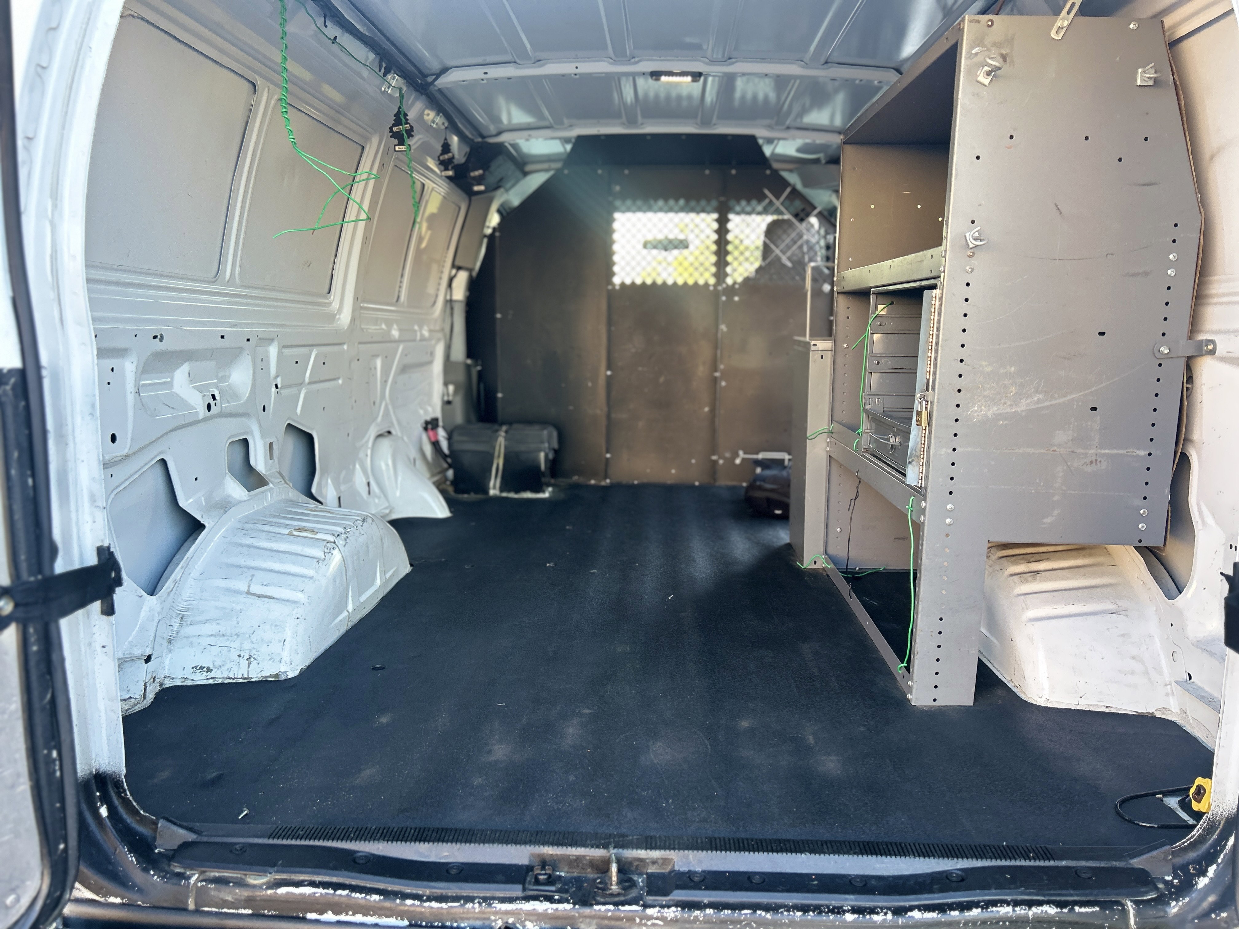 Used 2013 Ford E-150 and Econoline 150 RWD image 19