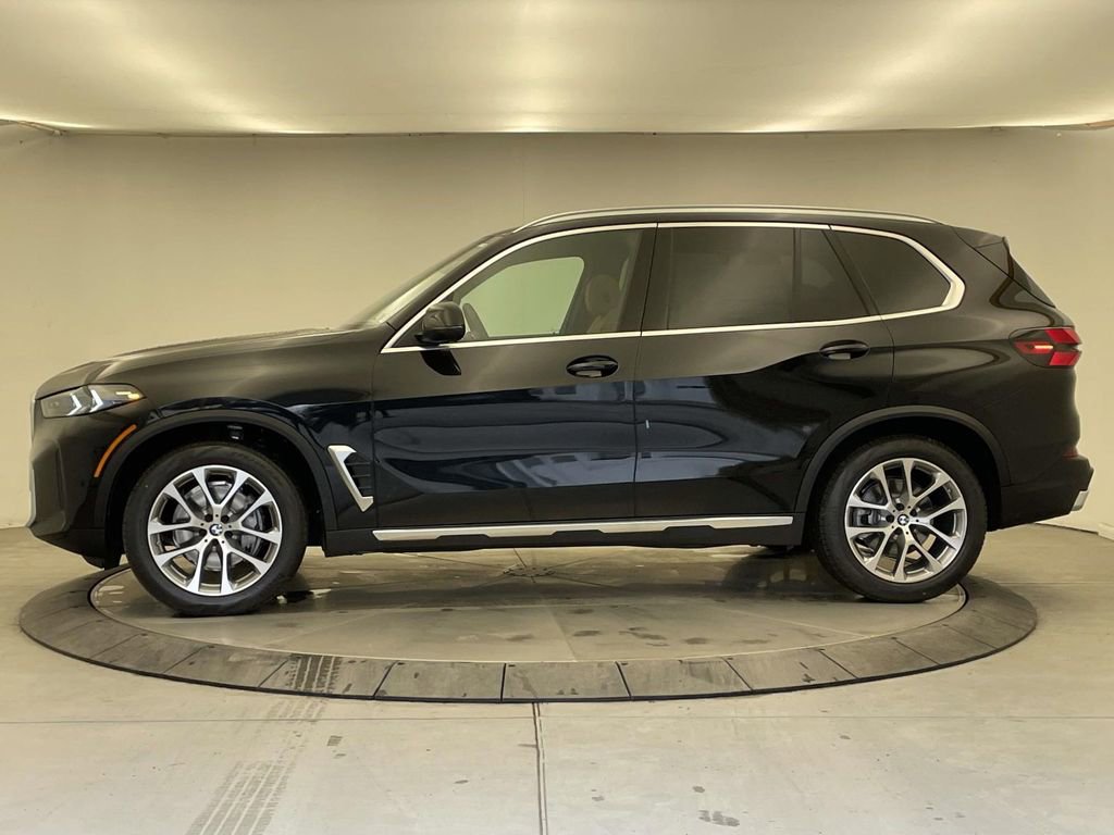 New 2026 BMW X5 xDrive40i AWD/4WD image 2