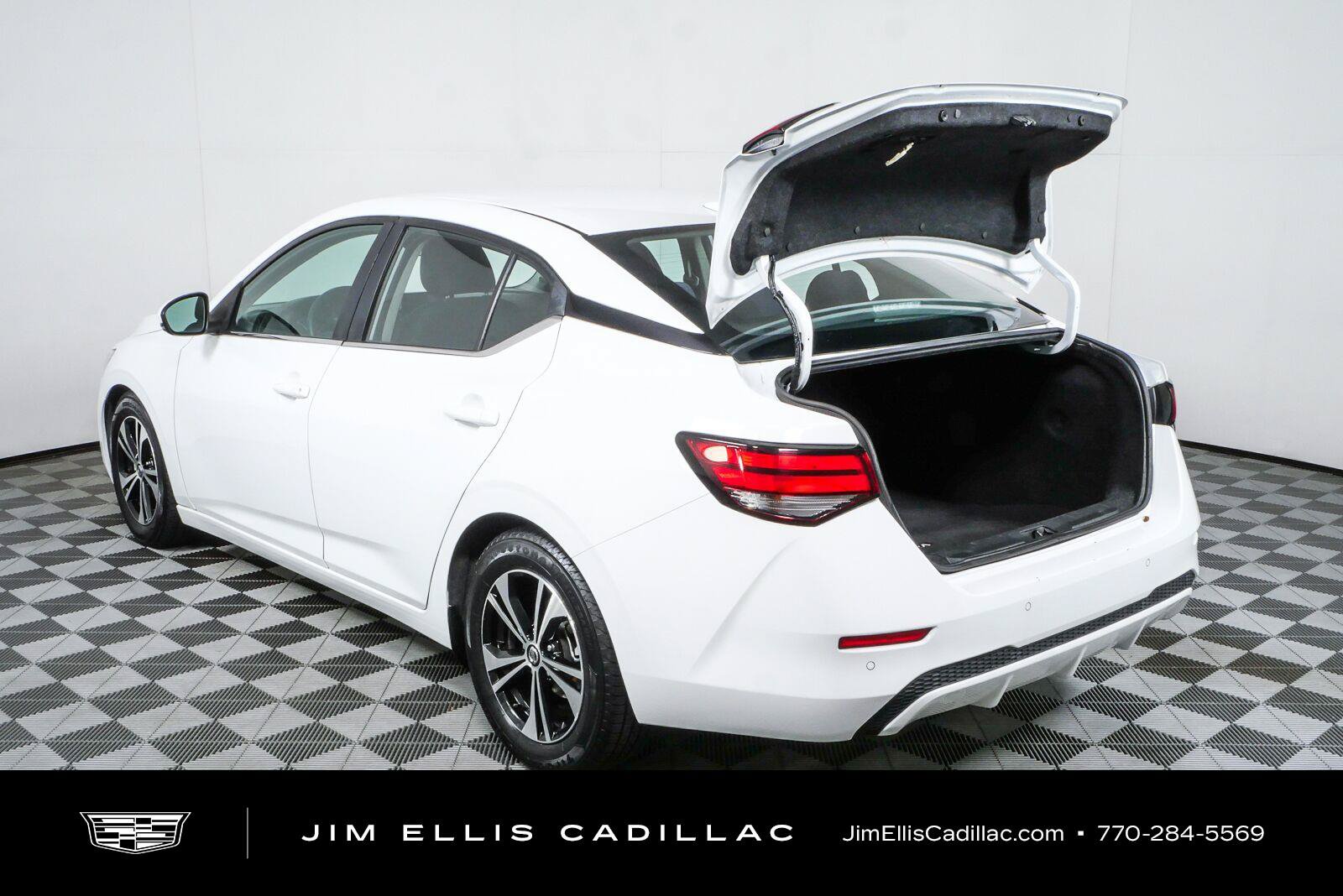 Used 2020 Nissan Sentra SV FWD image 31