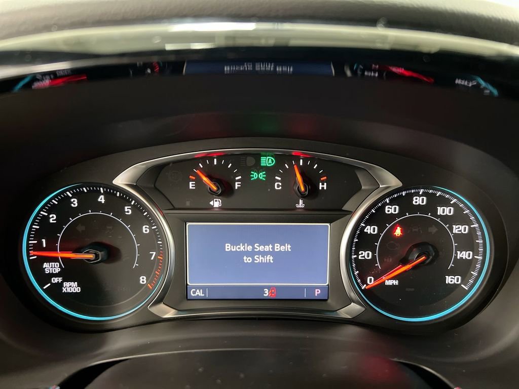 Used 2023 Chevrolet Traverse LT image 11