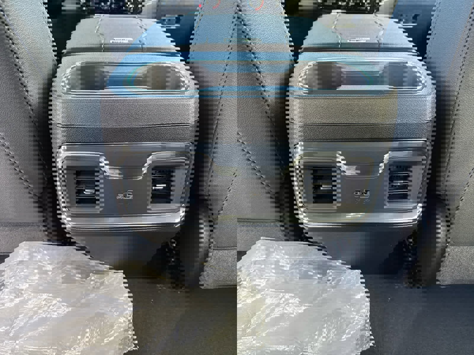 New 2026 GMC Sierra 1500 Elevation w/ Elevation Premium Package AWD/4WD image 14